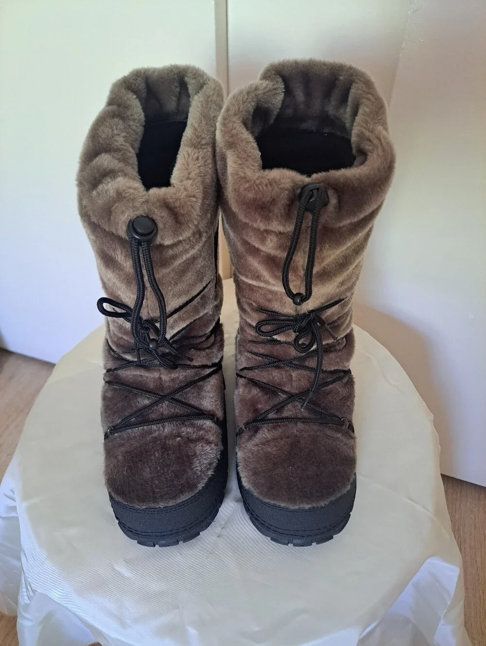 Khombu Brown Faux Fur Lace-Up Winter Boots